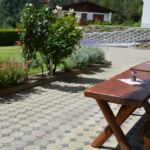 Sitzgelegenheit im Garten Sitzgelegenheit im Garten